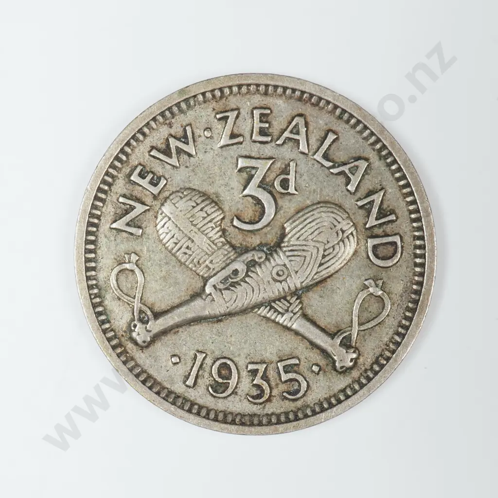 1935 New Zealand Threepence Image 1++