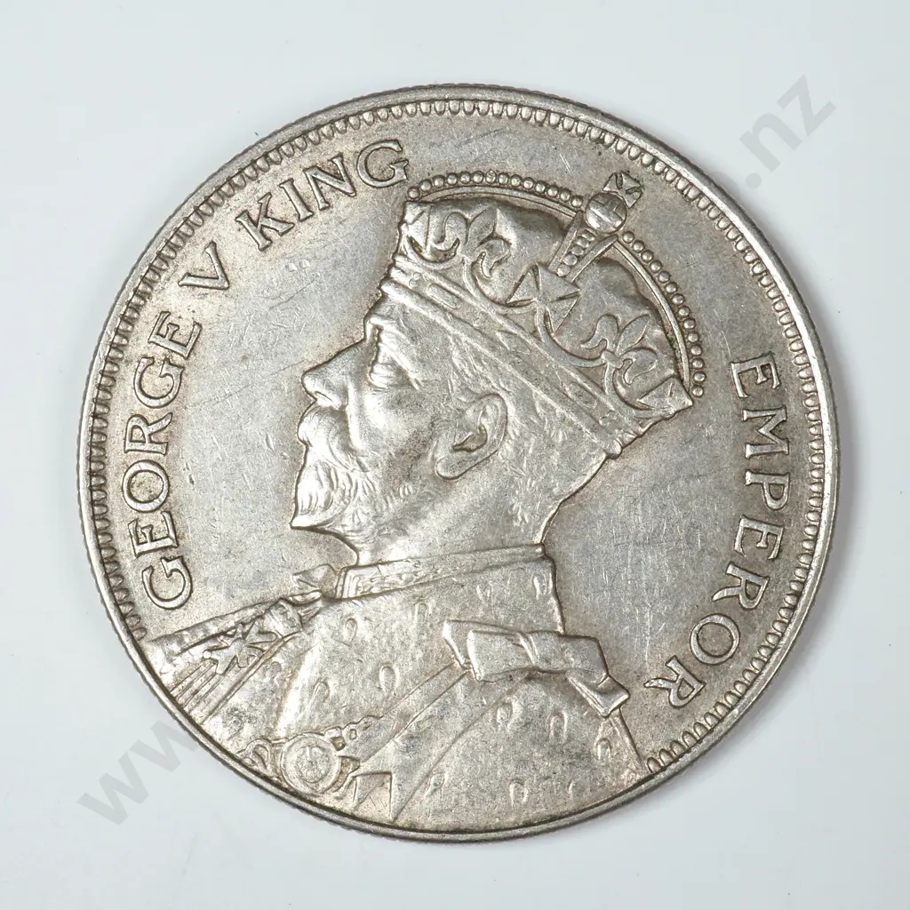 1935 New Zealand Half Crown - Better Grade Image 1++