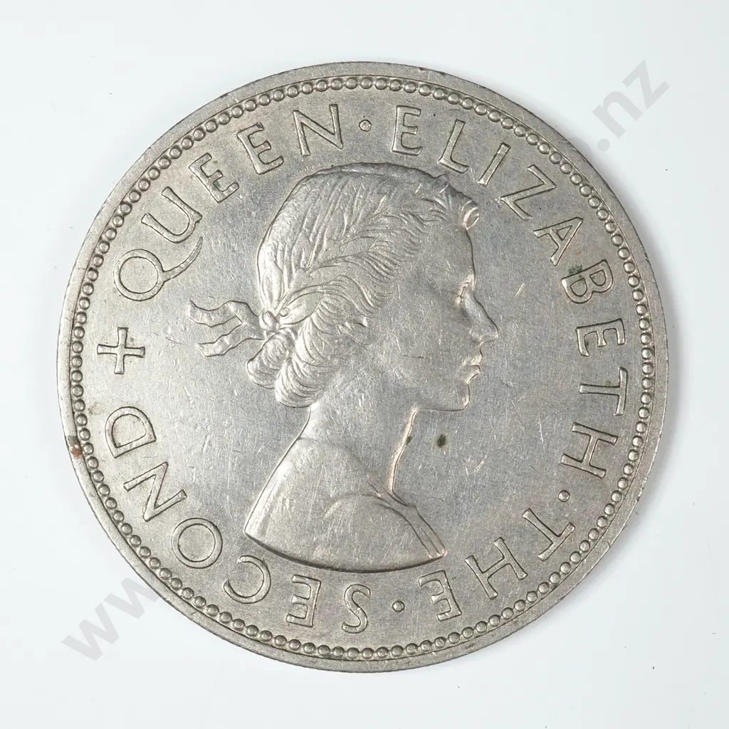 NZ Half Crown Coin 1962 (aUNC) Image 1++