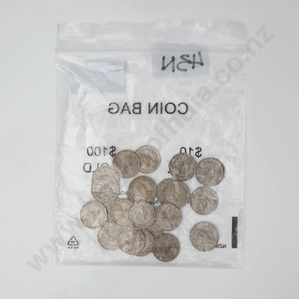 Assorted Lot of Better Grade New Zealand threepence Coins - Post 1947 Image 1++