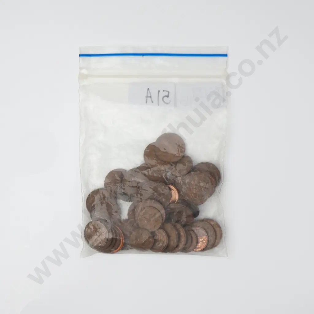 Assorted Lot of Australian One & Two Cent Coins Image 1++