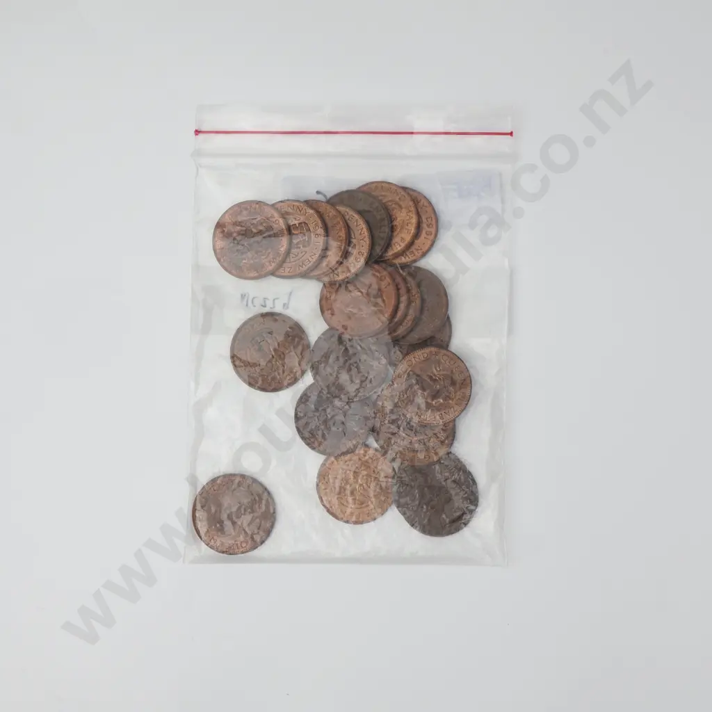 Set of New Zealand Half Penny Coins - INCL Some Very High Grade 1940 Coins Image 1++