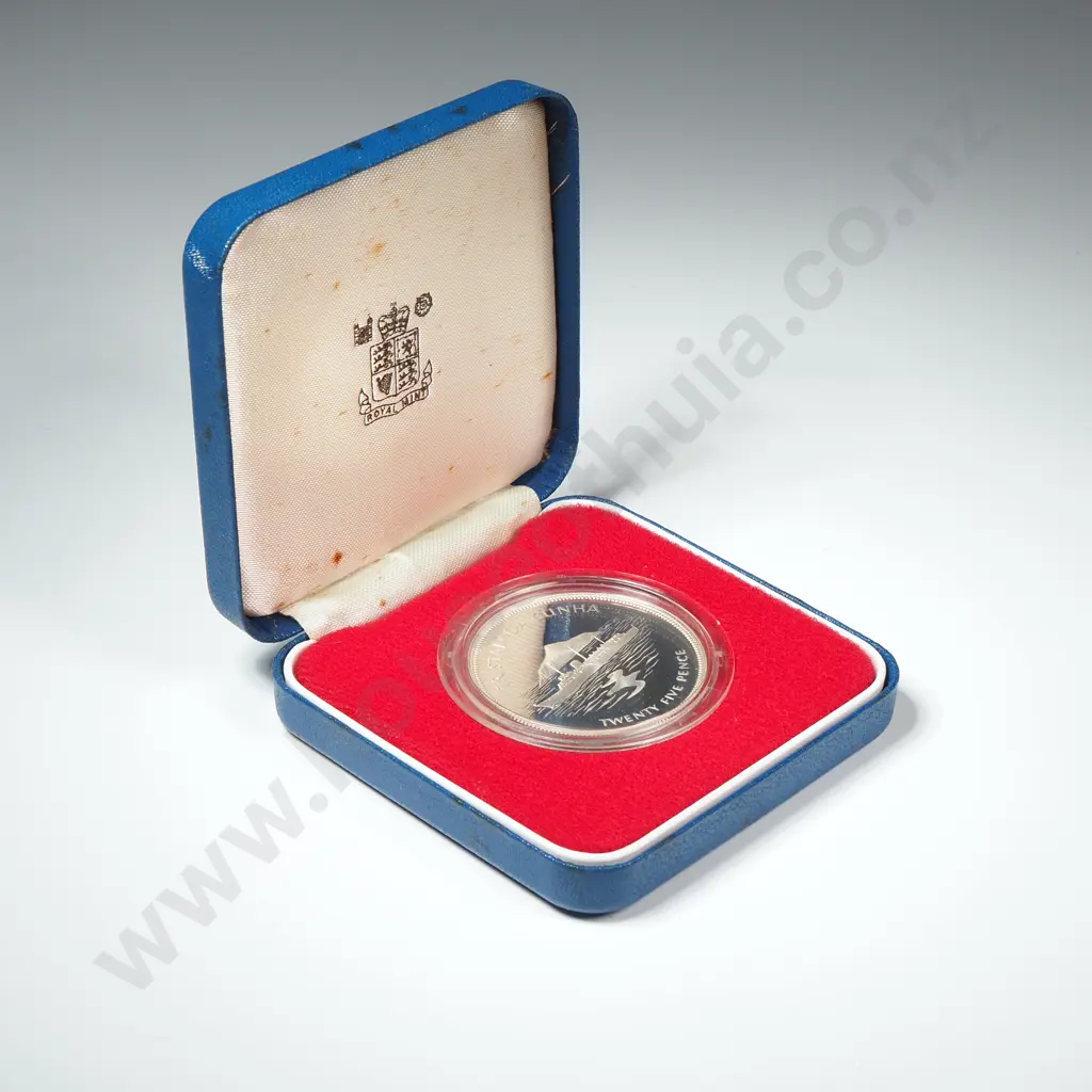 1977 Bailywick of Guernsey Twenty Five Pence Sterling Silver Proof Coin Image 1++
