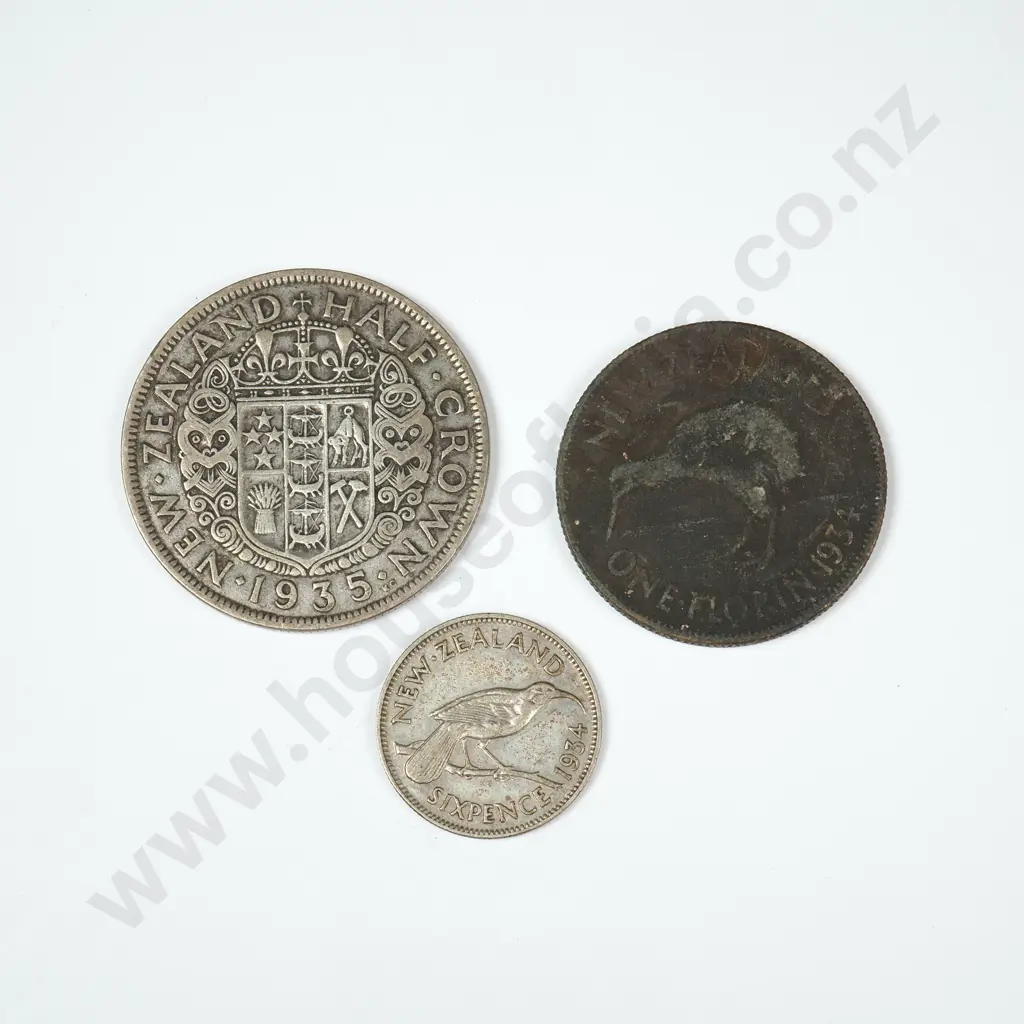 Three 50% Silver New Zealand Coins  Image 1++