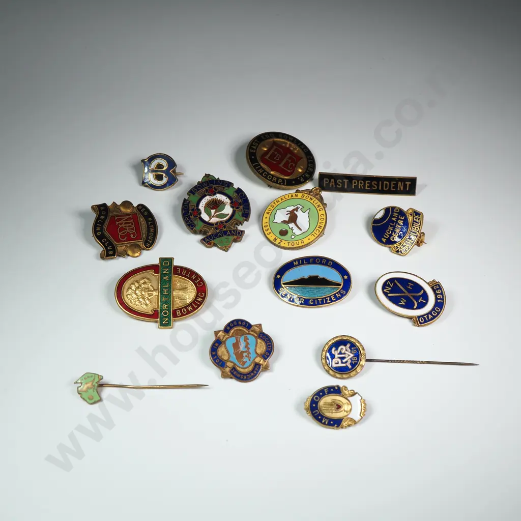 Assorted Badges - Mainly Bowlling Image 1++
