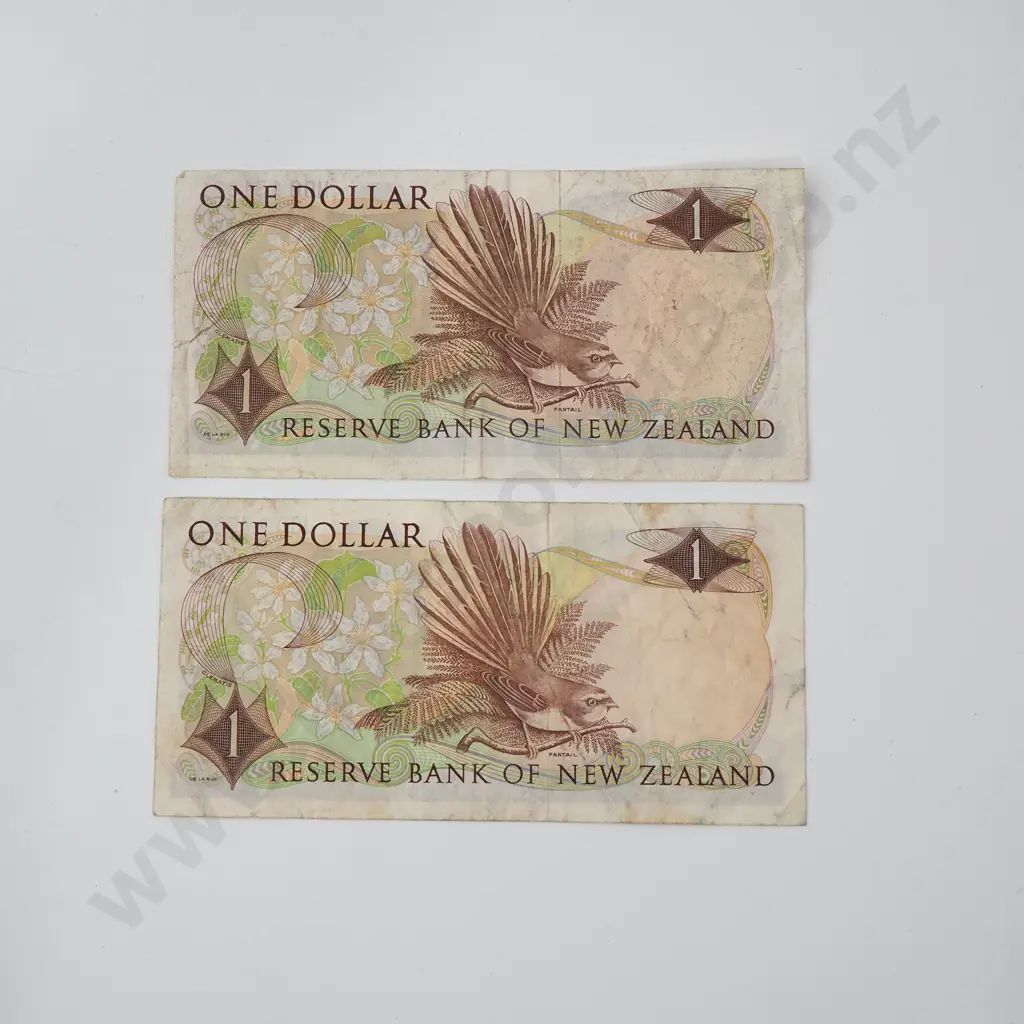 Two Wilks One Dollar Banknotes - Prefix HOO & JOO Image 1++