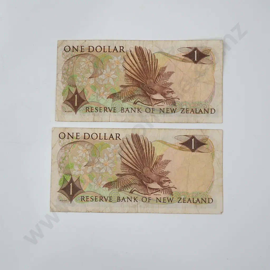 Two Knight Y91 Star One Dollar Banknotes Image 1++