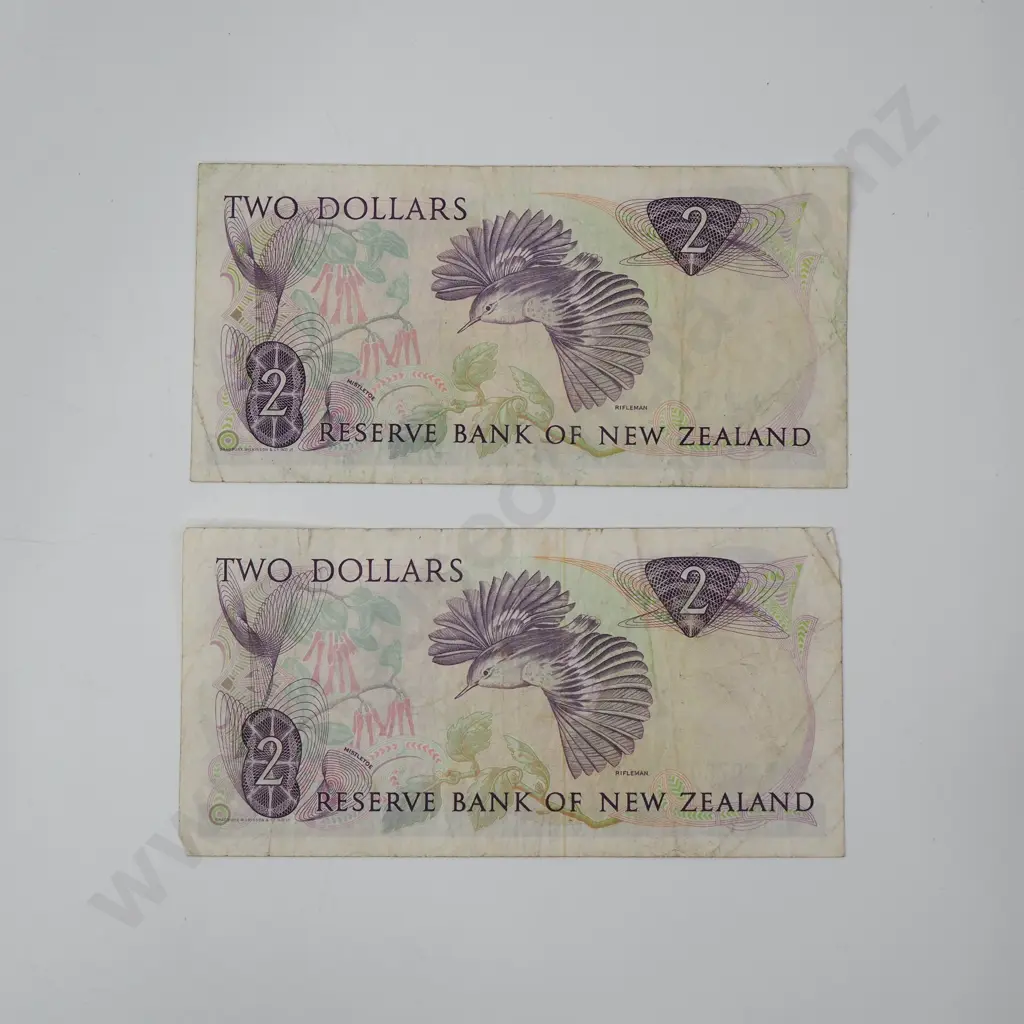 Tw0 Hardie Type Two Two Dollar Star Notes -EB Prefix Image 1++