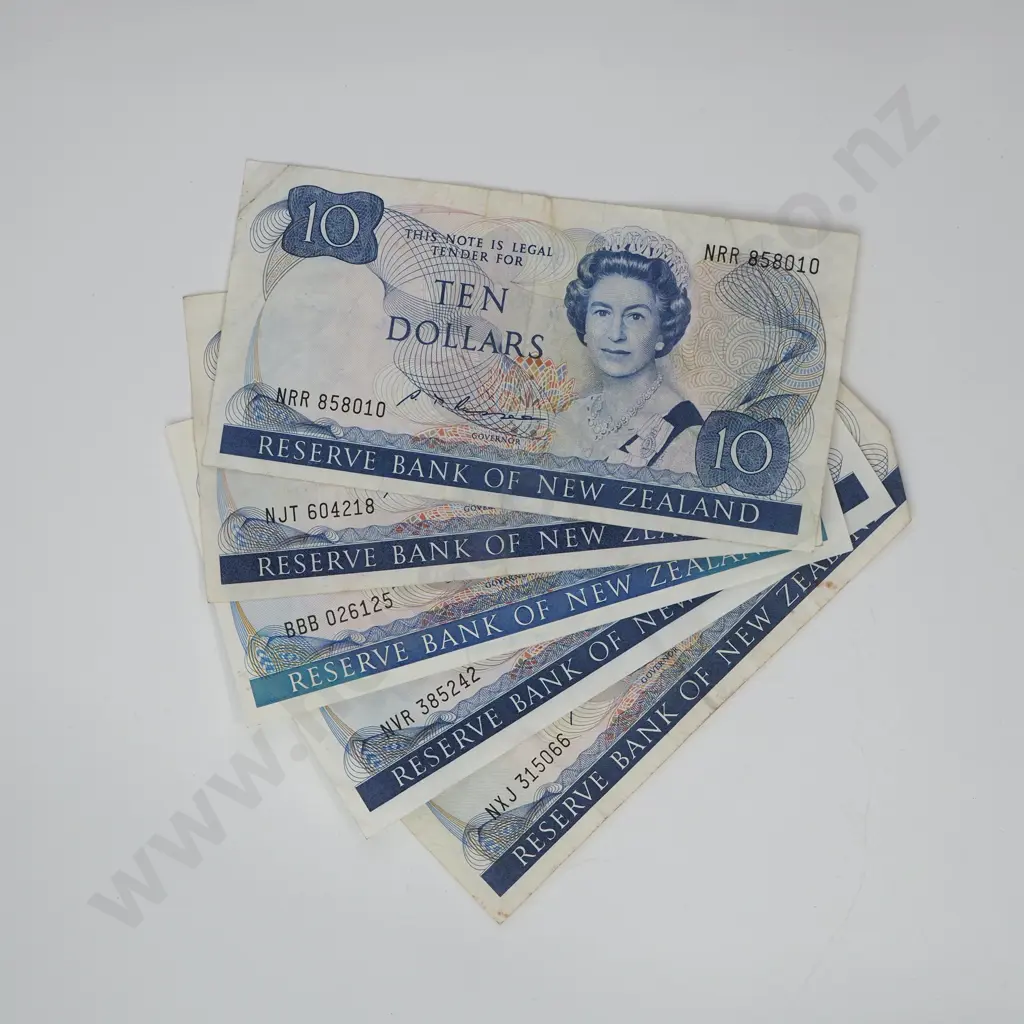 Five New Zealand Ten Dollar Banknotes - Russel / Brash Signatures Image 1++