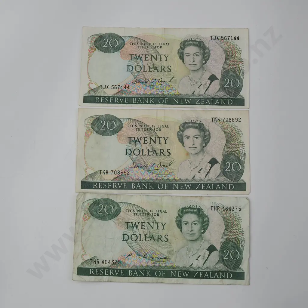 Three Twenty Dollar New Zealand Banknotes - Brash & Russell Signatures Image 1++