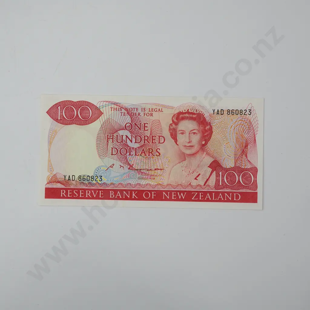 Russell One Hundred Dollar Banknote - Better Grade Image 1++