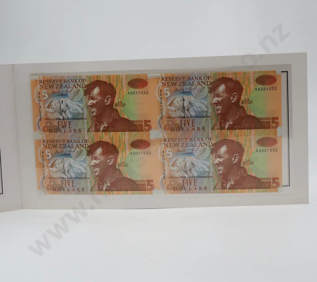 1992 New Zealand $5 Uncut Set of 4 in Presentation Pack, Reserve Bank of NZ Image 1++