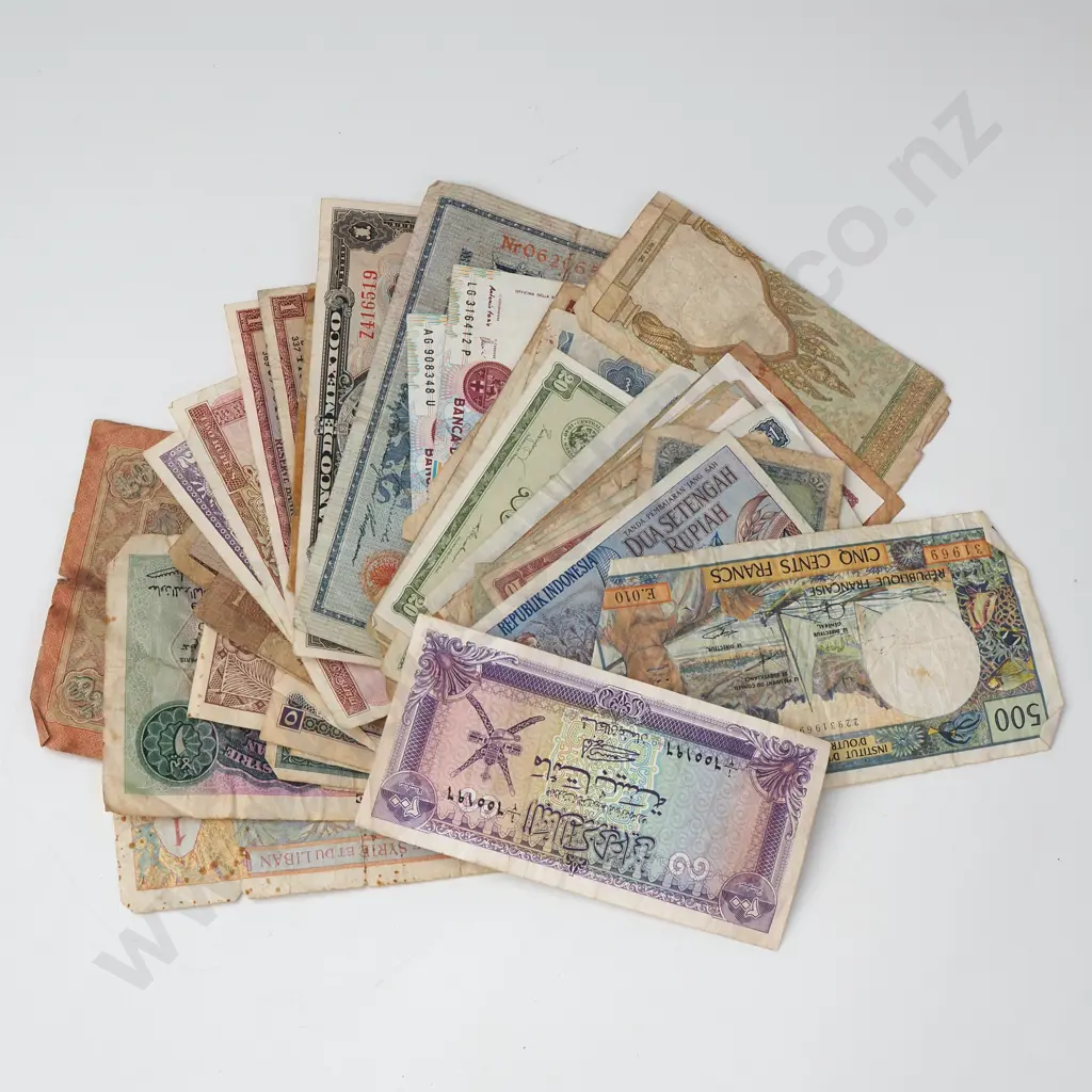 Assorted Lot of International Banknotes Image 1++