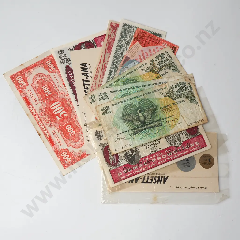 Assorted Lot of World Banknotes  Image 1++