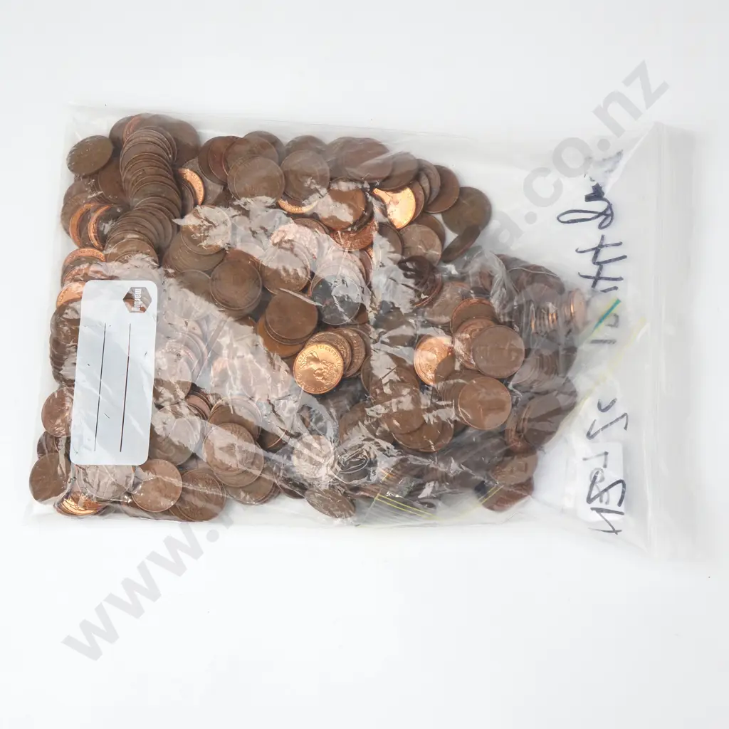 1.7 KG of New Zealand One & Two Cent Coins  Image 1++