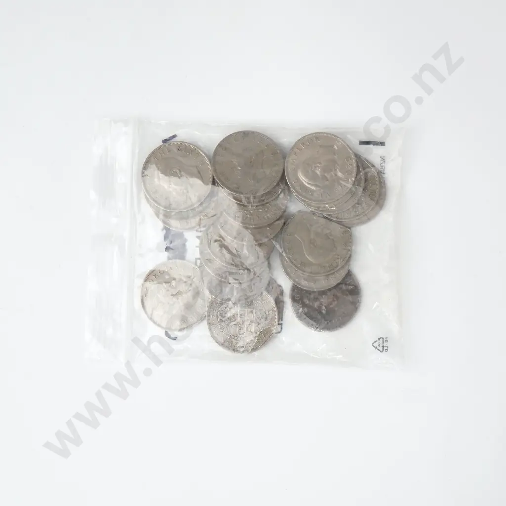 Assorted Lot of New Zealand Half Crowns  Image 1++