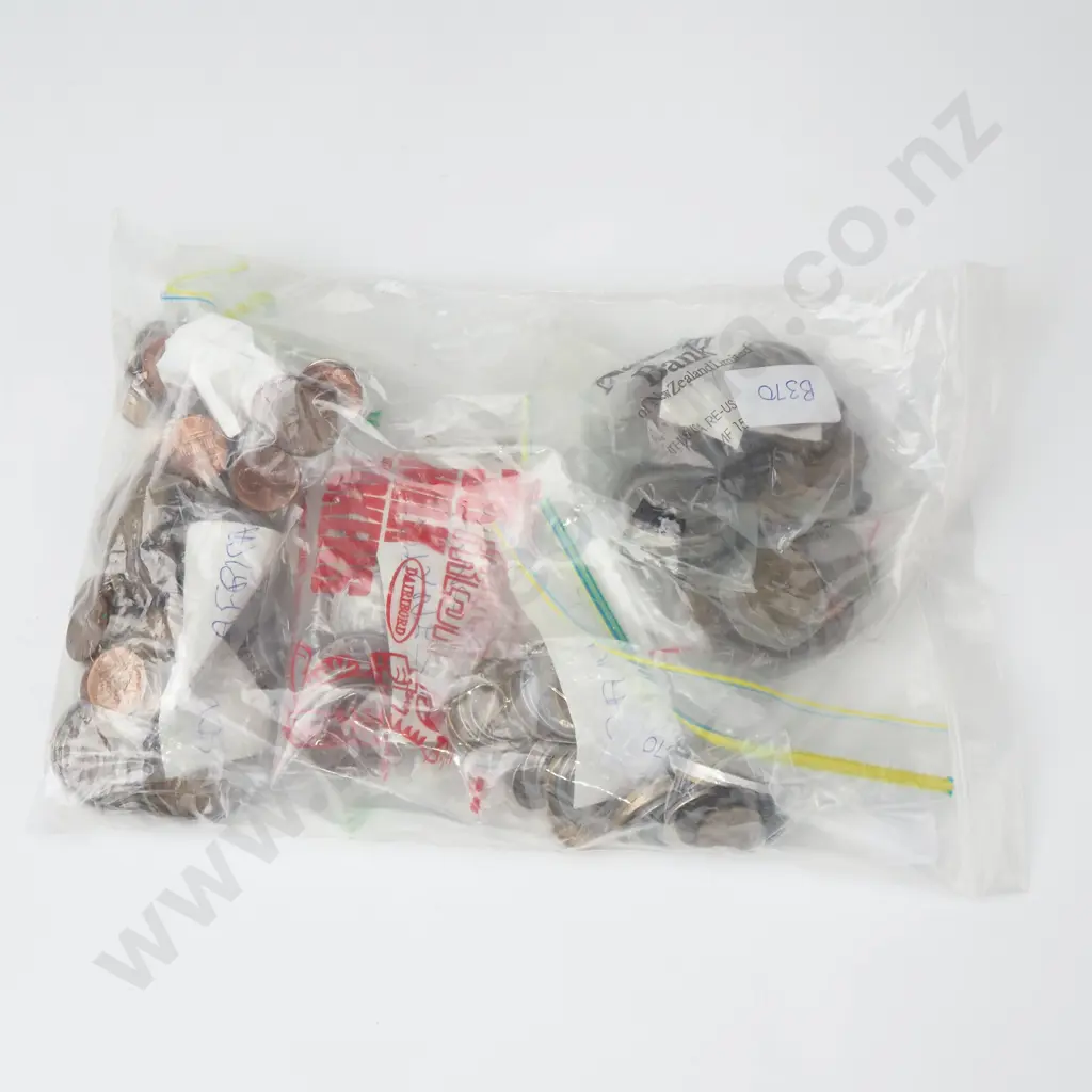 Assorted Lot of International Coinage Image 1++