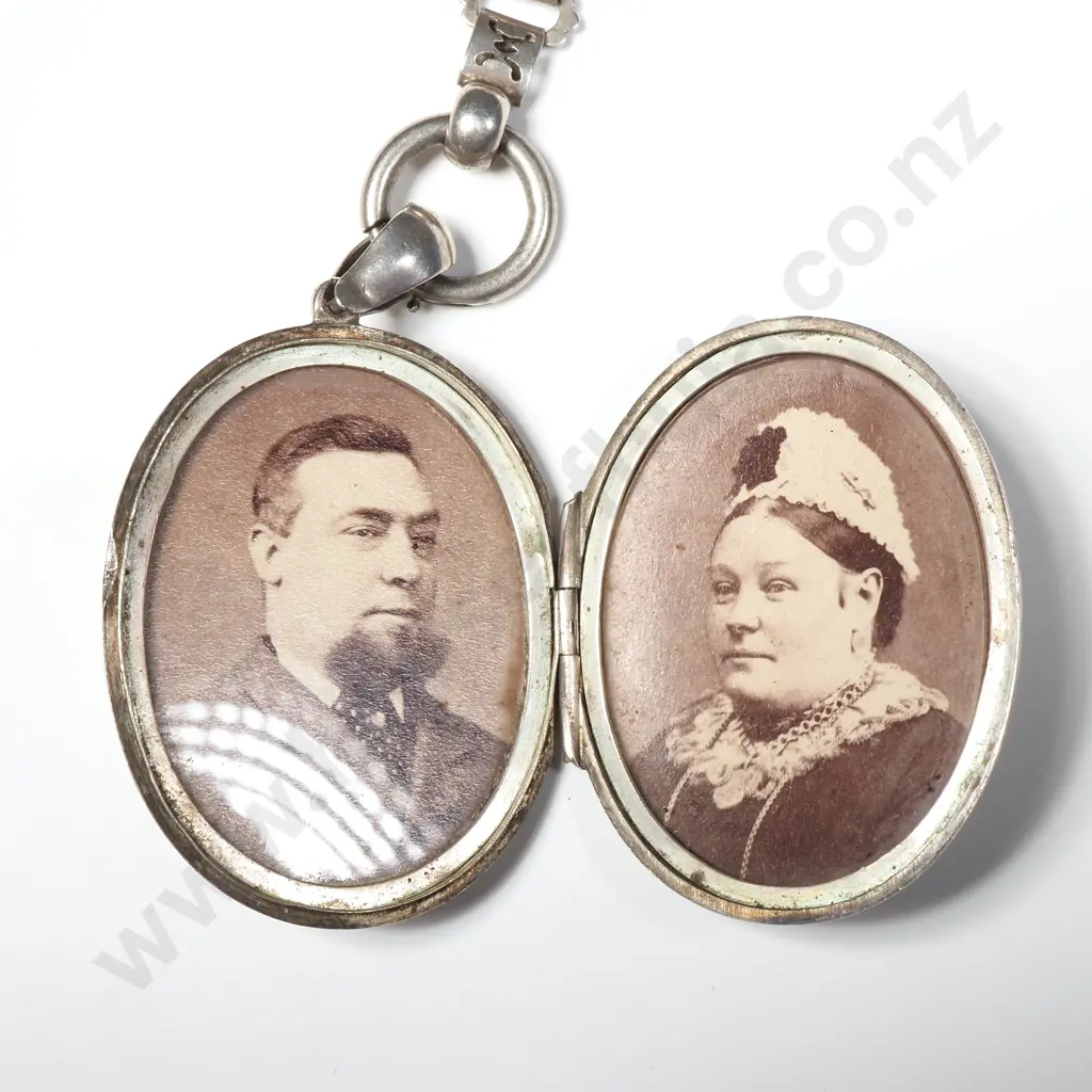 Antique Sterling Silver Engraved Locket With ‘Mayoral’ Chain, HM Chester 1880 Image 1++