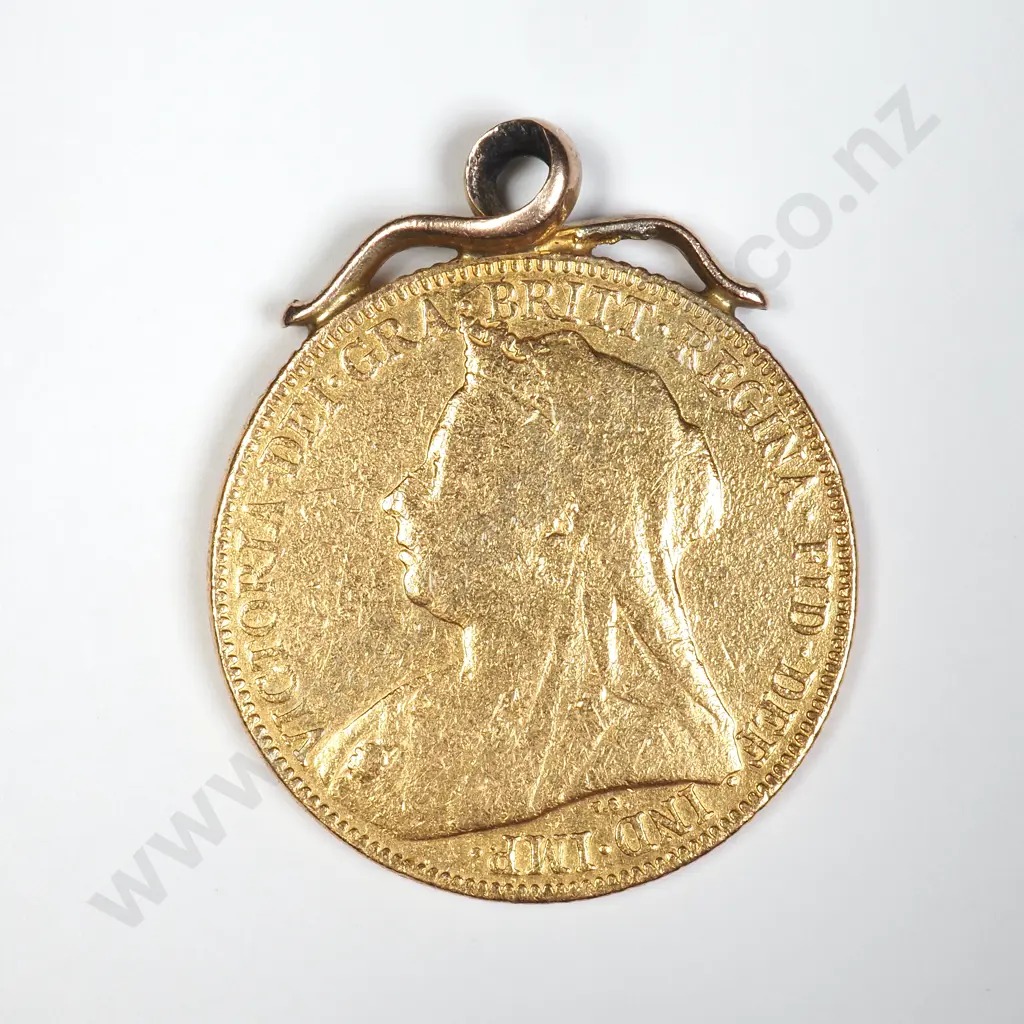 Antique Full 1900 Sovereign Pendant Image 1++