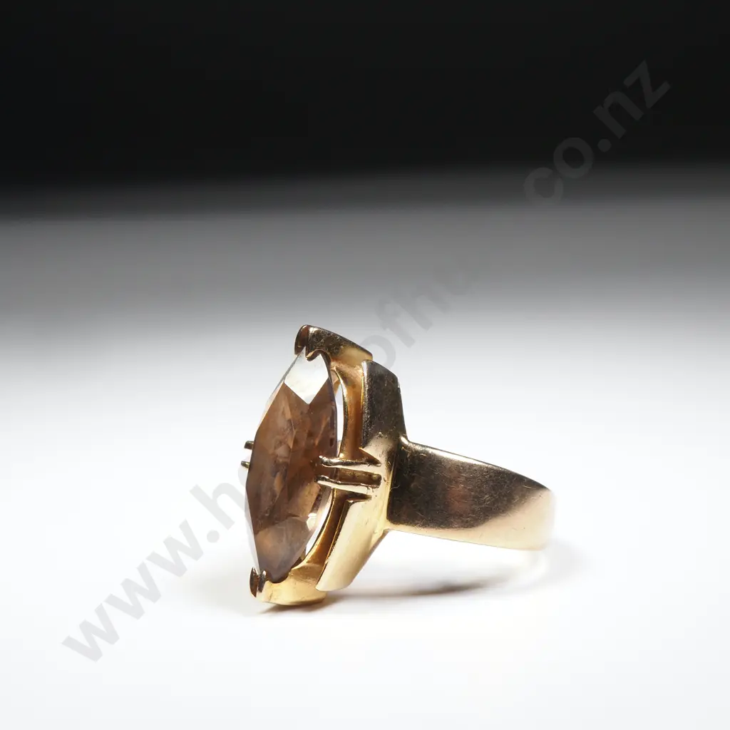 Vintage 9ct Gold Topaz Ring Image 1++
