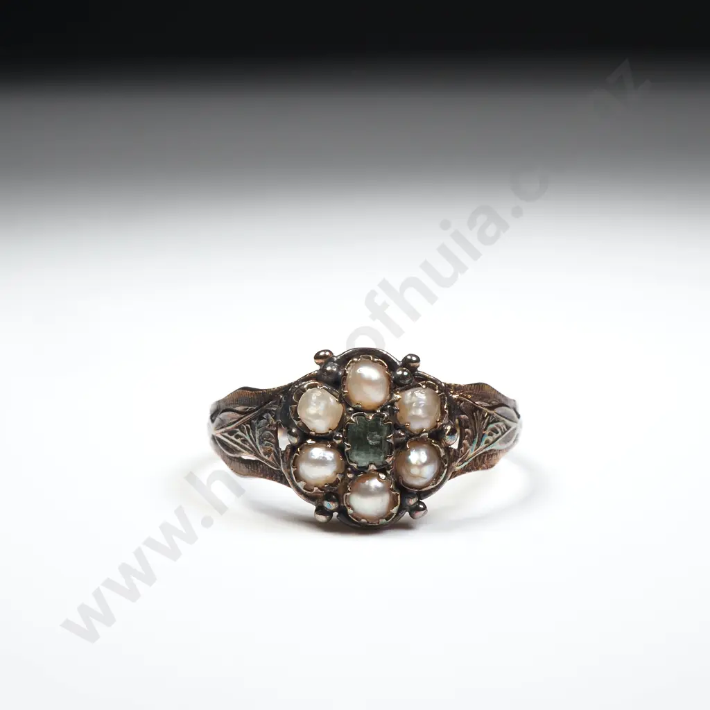 Antique 15ct Gold Emerald & Seed Pearl Cluster Ring Image 1++