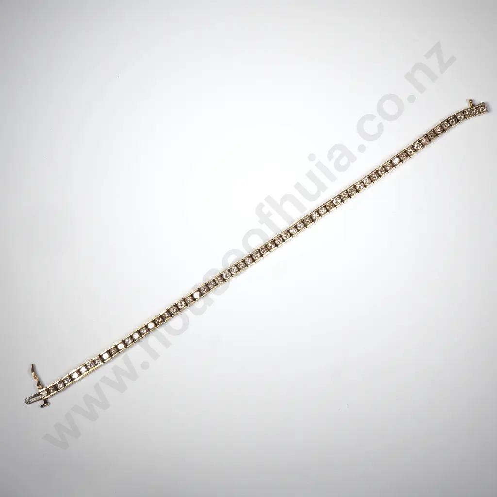 14ct Gold & Diamond Tennis Bracelet w Valuation for $14,240 Image 1++