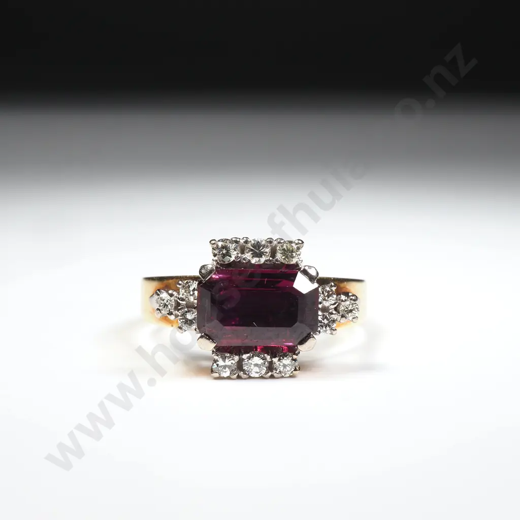 18ct Gold & Platinum Ruby Diamond Cluster Ring w Valuation for $13,900 Image 1++