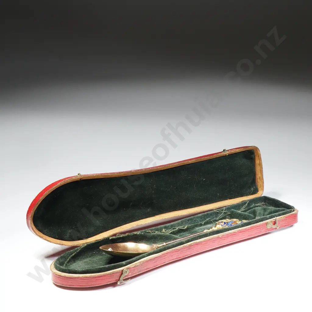 Exceptional Cased 9ct Gold 1902 Coronation Spoon w Impressive Crest on Top Image 1++