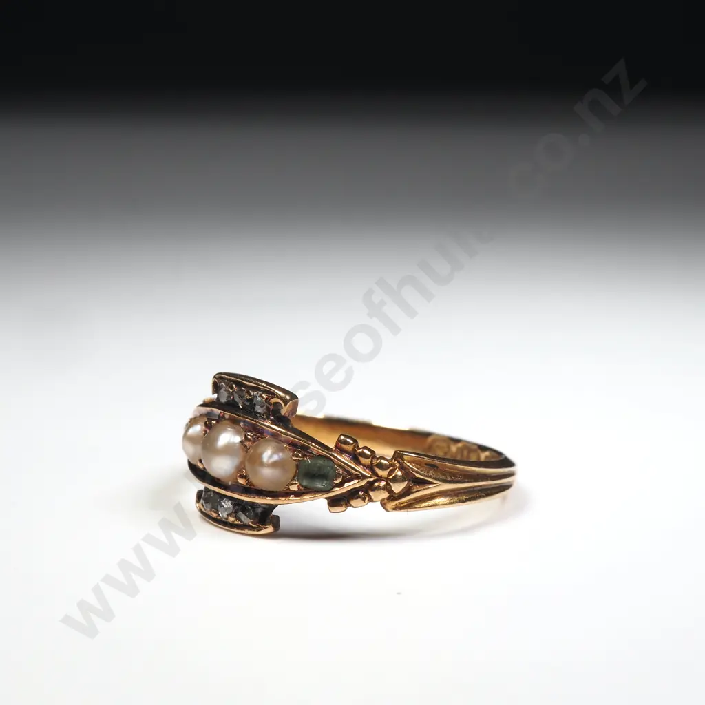 Antique 18ct Gold Emerald & Diamond Pearl Ring - Crisp Hallmarks & Like New Image 1++