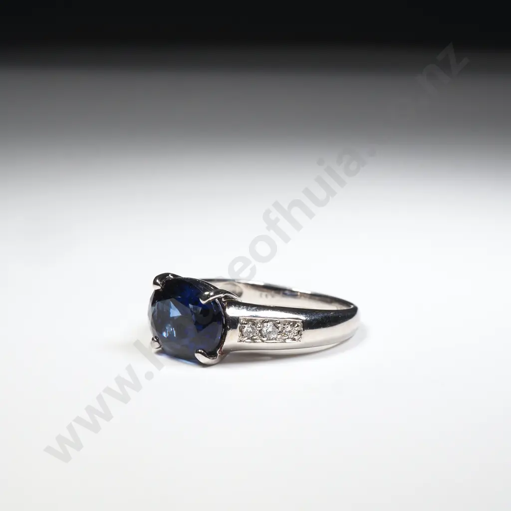 Platinum Sapphire & Diamond Ring Image 1++