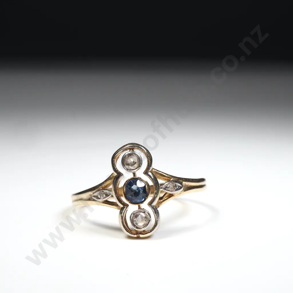 Antique 15ct Gold DIamond & Sapphire Ring Image 1++