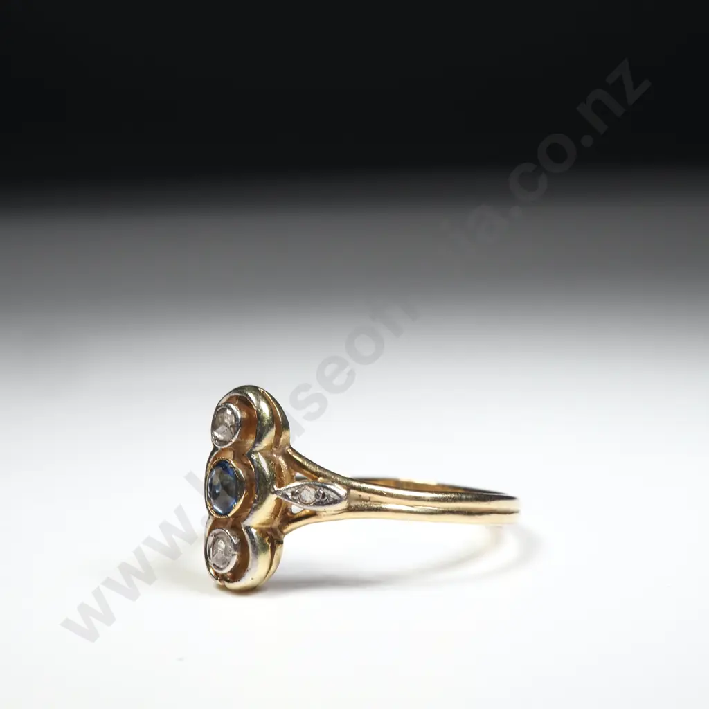 Antique 15ct Gold DIamond & Sapphire Ring Image 1++