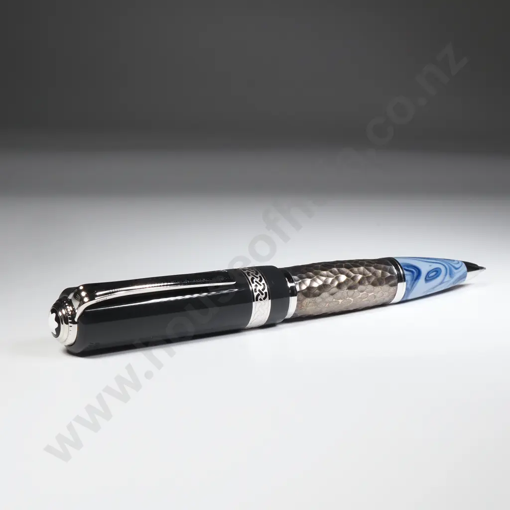 Mont Blanc "Leo Tolstoy" Limited Edition Cased Fountain Pen w 18ct Gold Nib/ Ballpoint Pen & Mechanical Pencil Image 1++