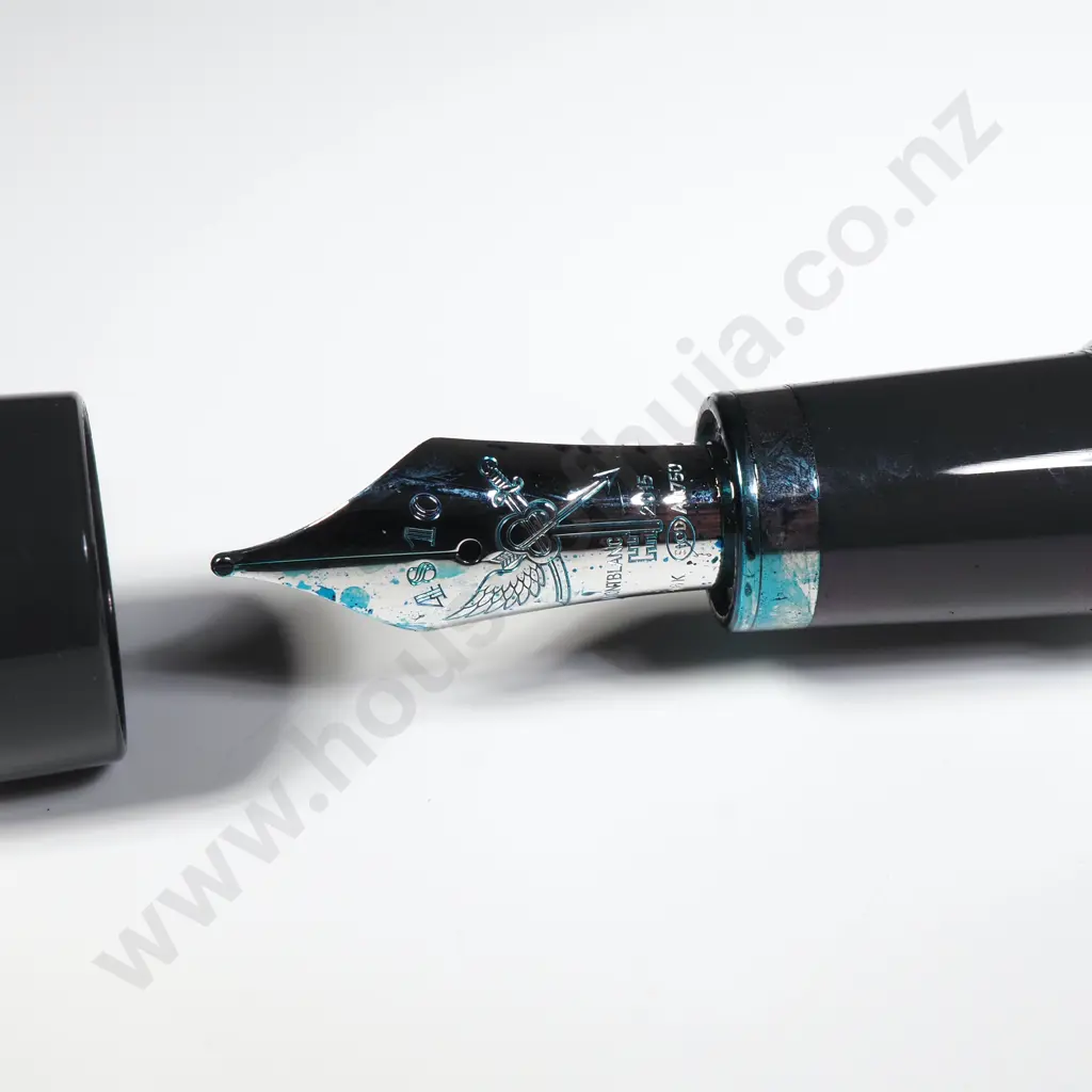 Mont Blanc "Leo Tolstoy" Limited Edition Cased Fountain Pen w 18ct Gold Nib/ Ballpoint Pen & Mechanical Pencil Image 1++