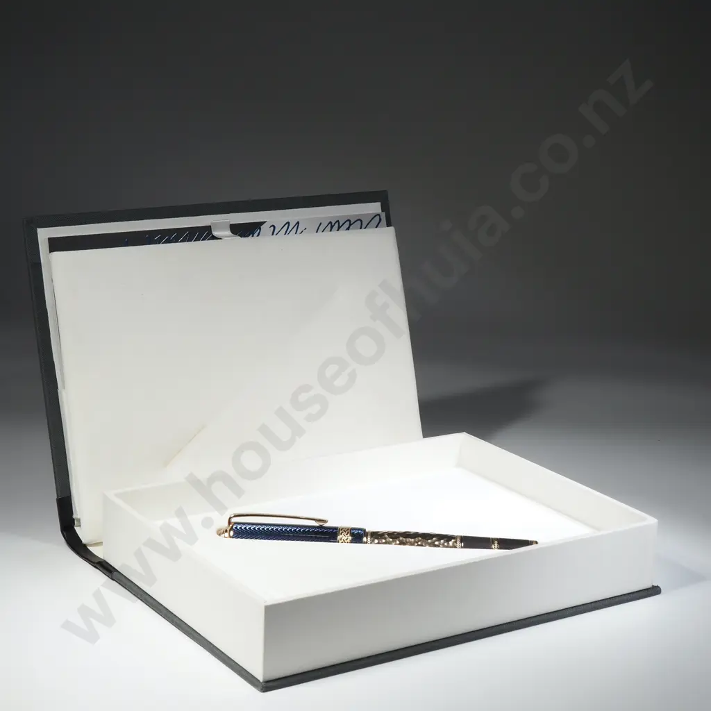 Mont Blanc Writers Edition "Leo Tolstoy"  Cased Fountain Pen w 18ct Gold Nib Image 1++