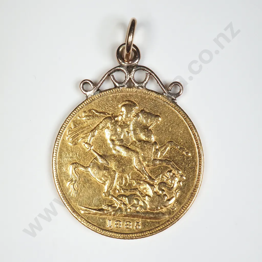 1885 Full Sovereign Pendant Image 1++