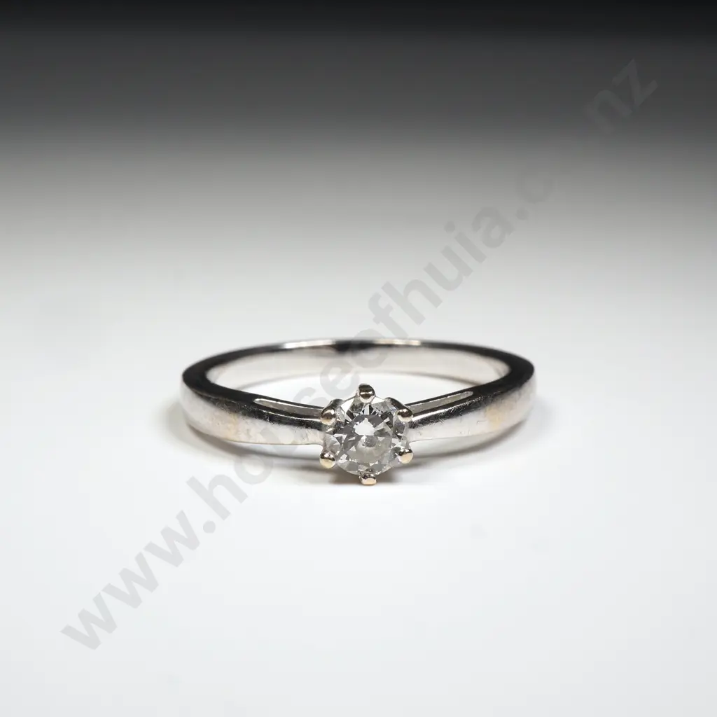 18ct White Gold Diamond Solitaire Ring w Valuation for $2,800 Image 1++