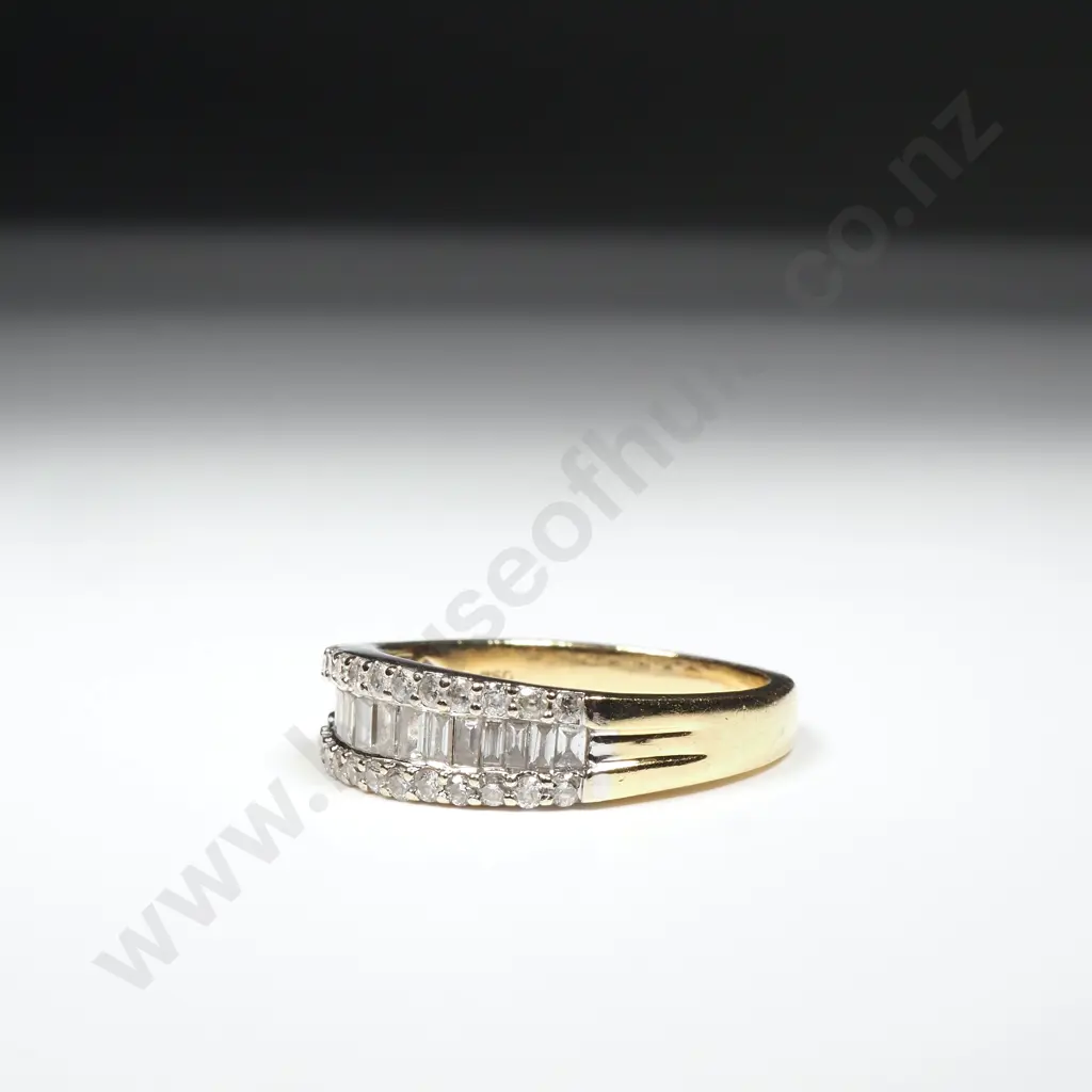18ct Gold Diamond Ring w Valuation for $5,925 Image 1++