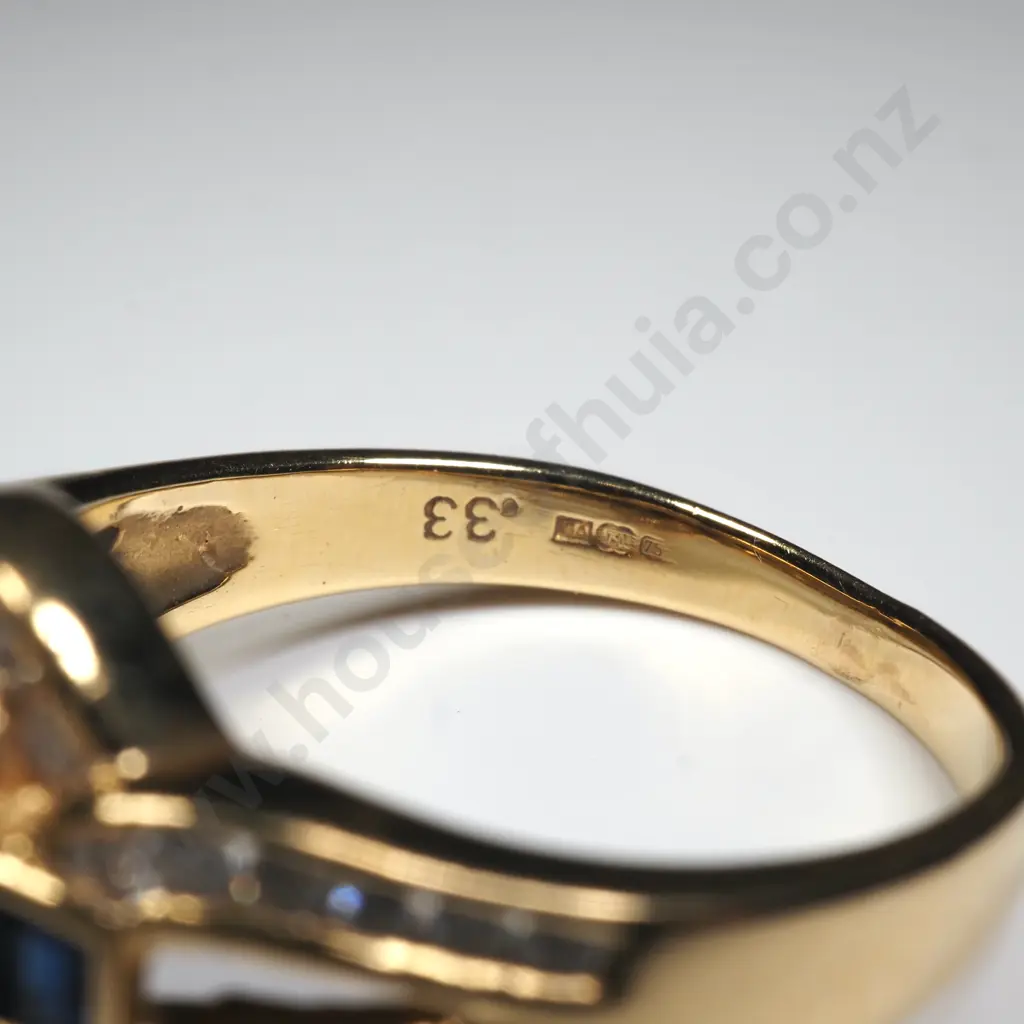 18ct Yellow Gold Sapphire & Diamond Ring Image 1++