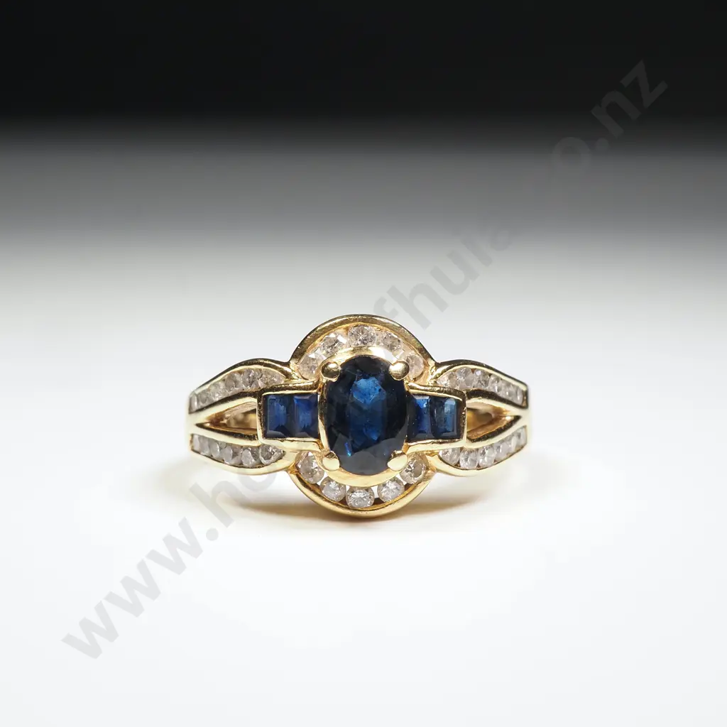 18ct Yellow Gold Sapphire & Diamond Ring Image 1++