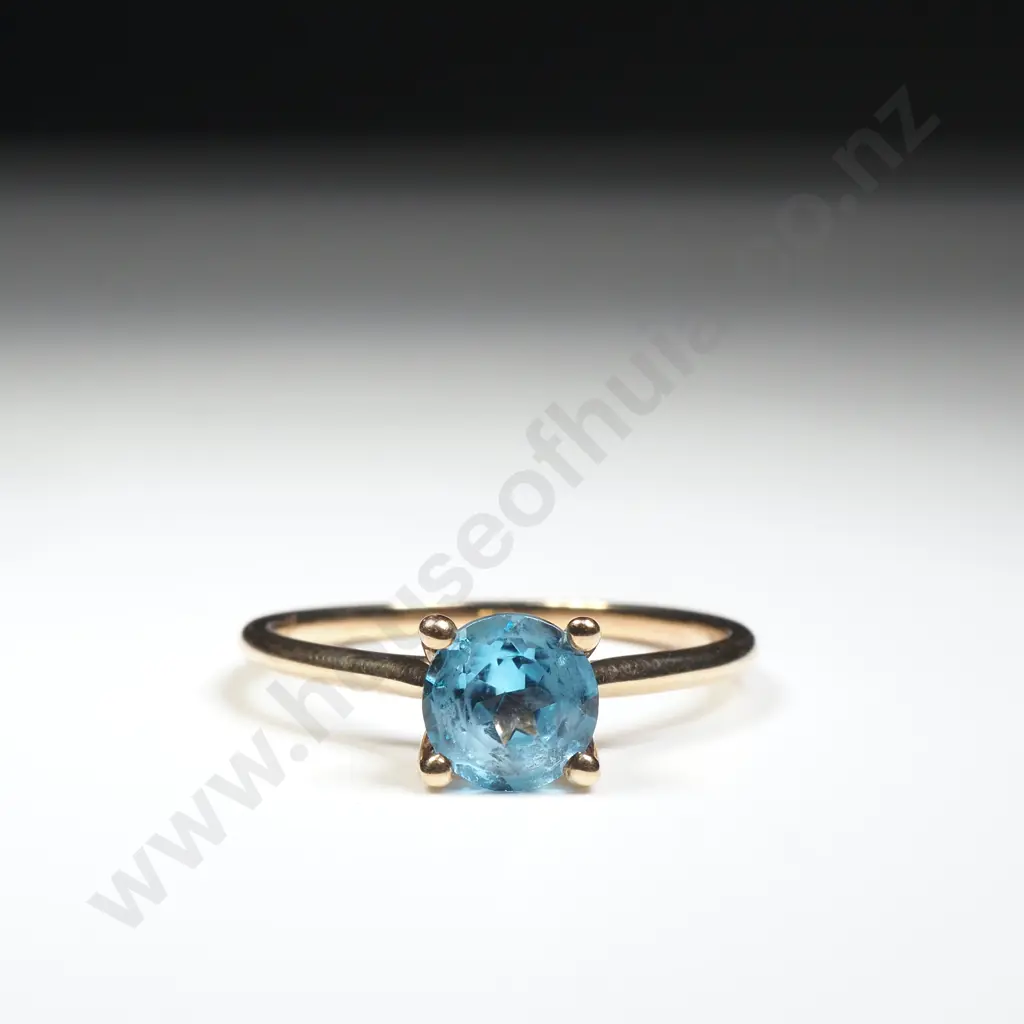 Michael Hill 10c Gold Blue Stone Ring Image 1++