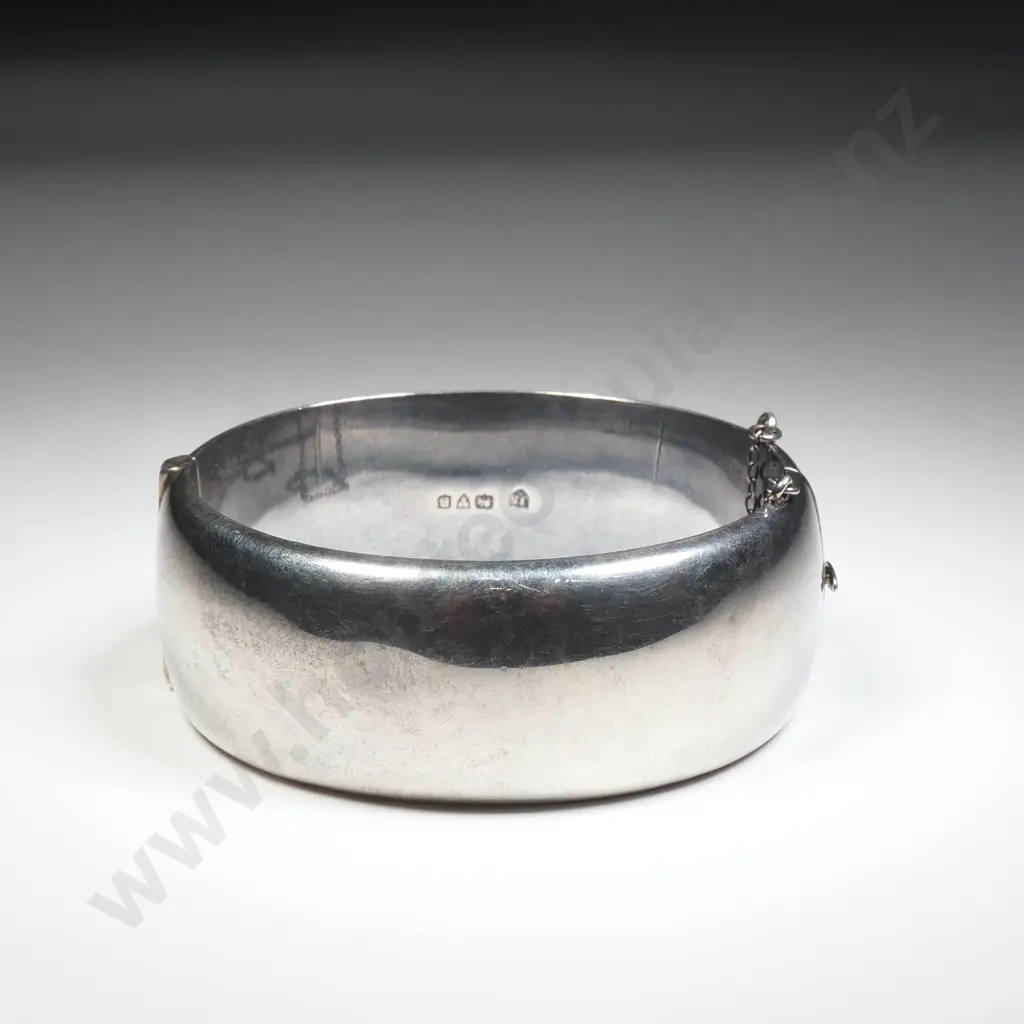 Large Sterling Silver Hinged Bracelet w English Hallmarks Image 1++