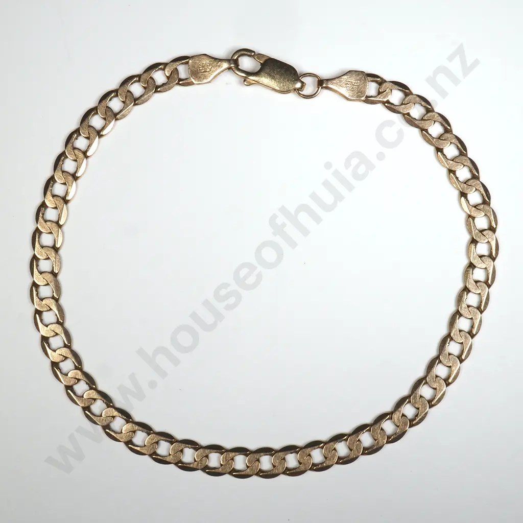 9ct Gold Curb Link Bracelet Image 1++