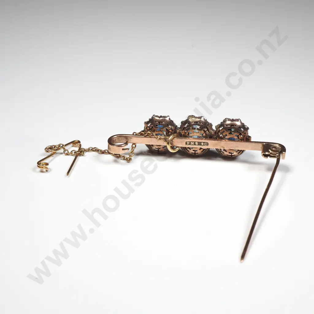 Antique 9ct Gold Paste Brooch - Impressive Image 1++