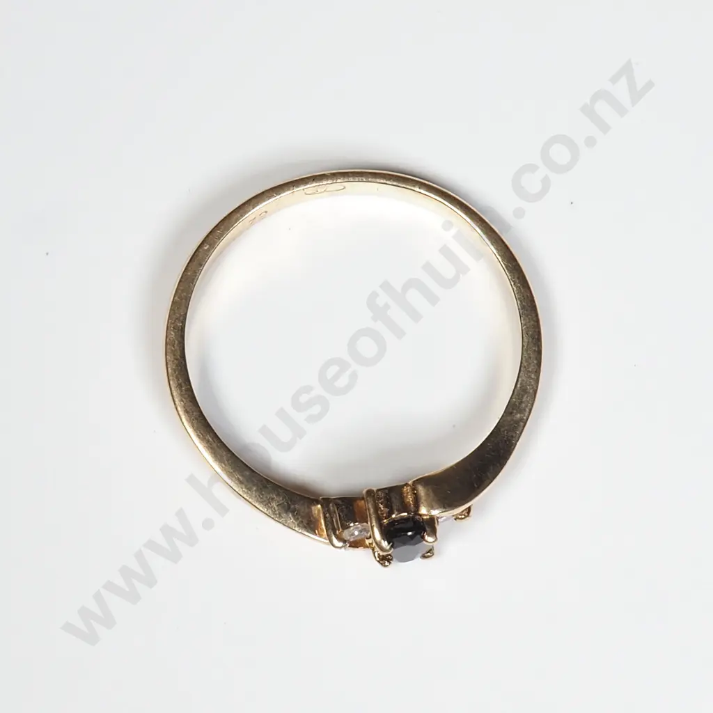 9ct Gold Sapphire Ring Image 1++