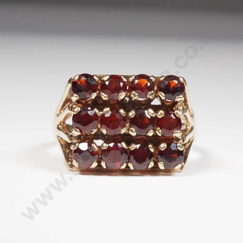 Vintage 9ct Gold Garnet Ring w Valuation for $2,300 Image 1++