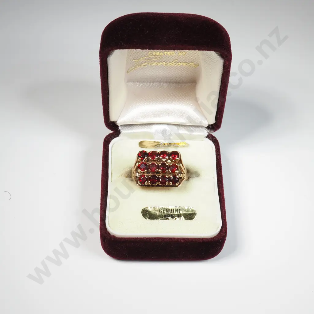 Vintage 9ct Gold Garnet Ring w Valuation for $2,300 Image 1++