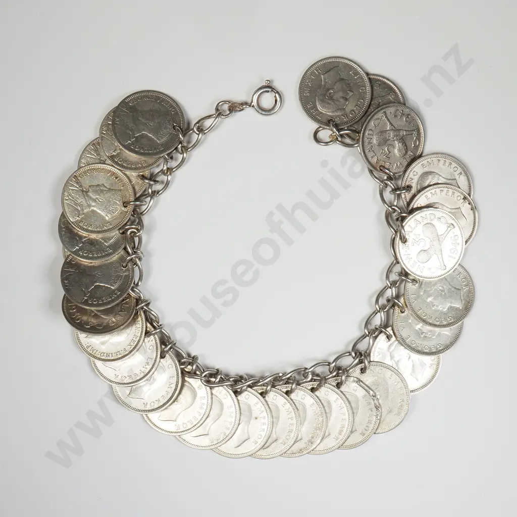New Zealand Threepence Bracelet - 50% Silver Image 1++