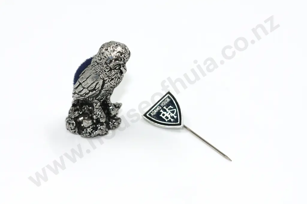 Decorative Pewter Owl Pin Cushion & School Pin Image 1++