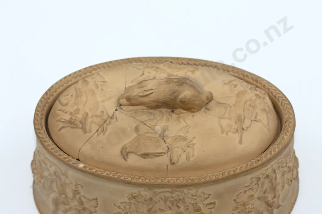 Wedgwood "Caneware" Game Pie Dish 1850-1870 Image 1++
